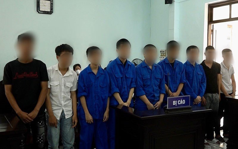 Nhóm trẻ vị thành niên phạm tội