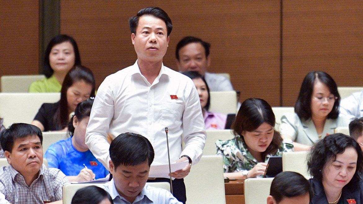 Đại biểu Hoàng Quốc Khánh (đoàn Lai Châu)