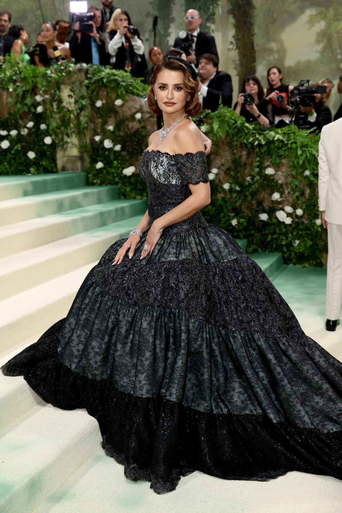 Penélope Cruz trong trang phục Chanel