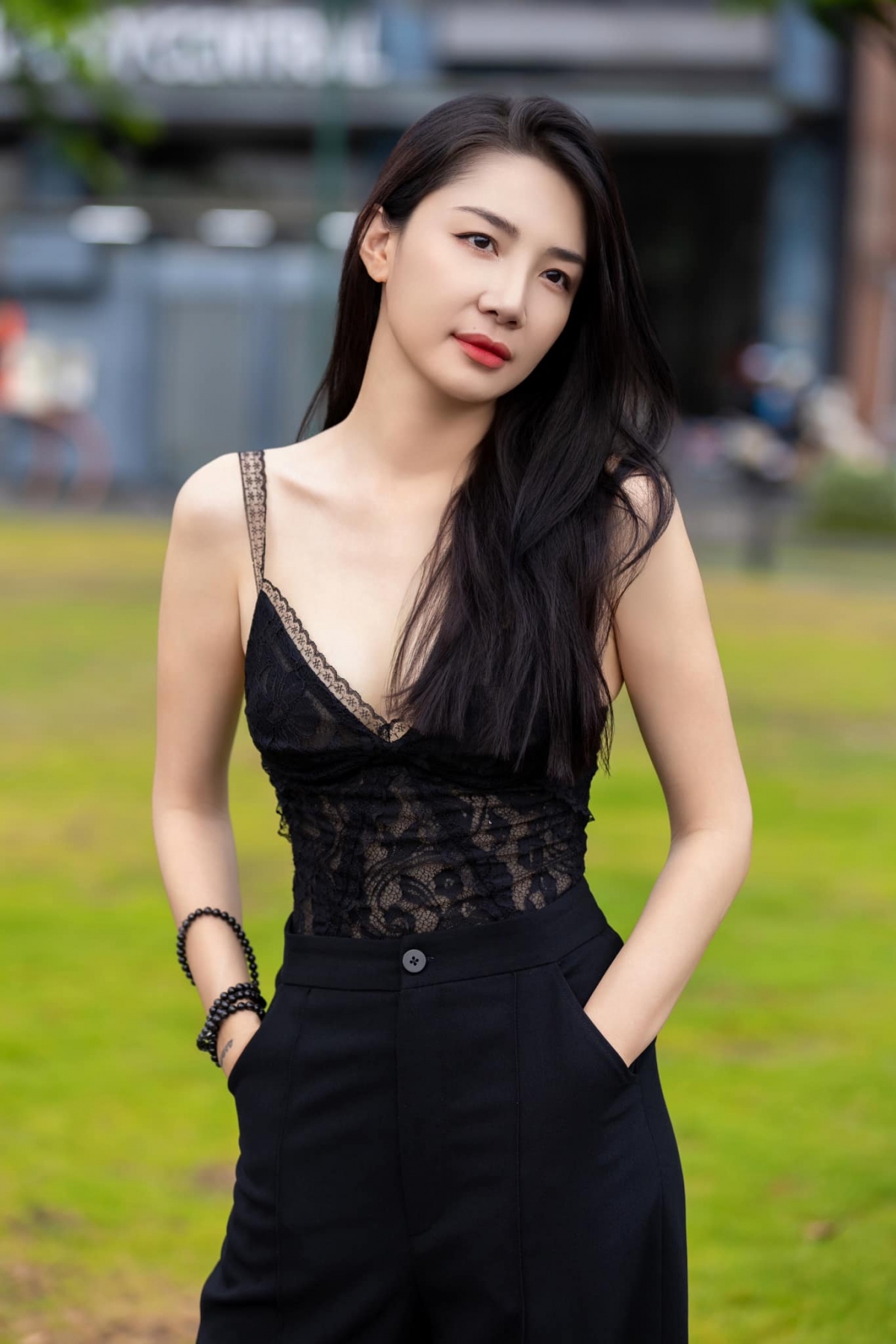 "Tôi thậm chí còn không nghĩ sẽ quay lại, chỉ là vô tình nhưng mọi người vẫn đón nhận nhiều như thế", cô nói.