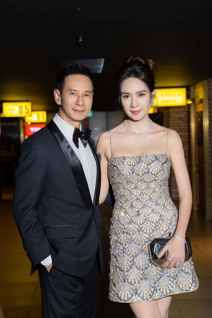 Lý Hải - Minh Hà là một trong những cặp vợ chồng hot nhất nhì showbiz Việt. Cả hai đã có hơn 12 năm bên nhau với cuộc sống viên mãn. Minh Hà là người luôn đồng hành cùng chồng trong công việc và cuộc sống.