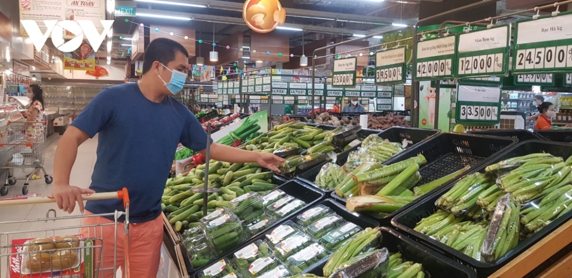 Giảm thuế, phí sẽ giảm thu cho ngân sách nhà nước nhưng có tác dụng kích cầu sản xuất và tiêu dùng