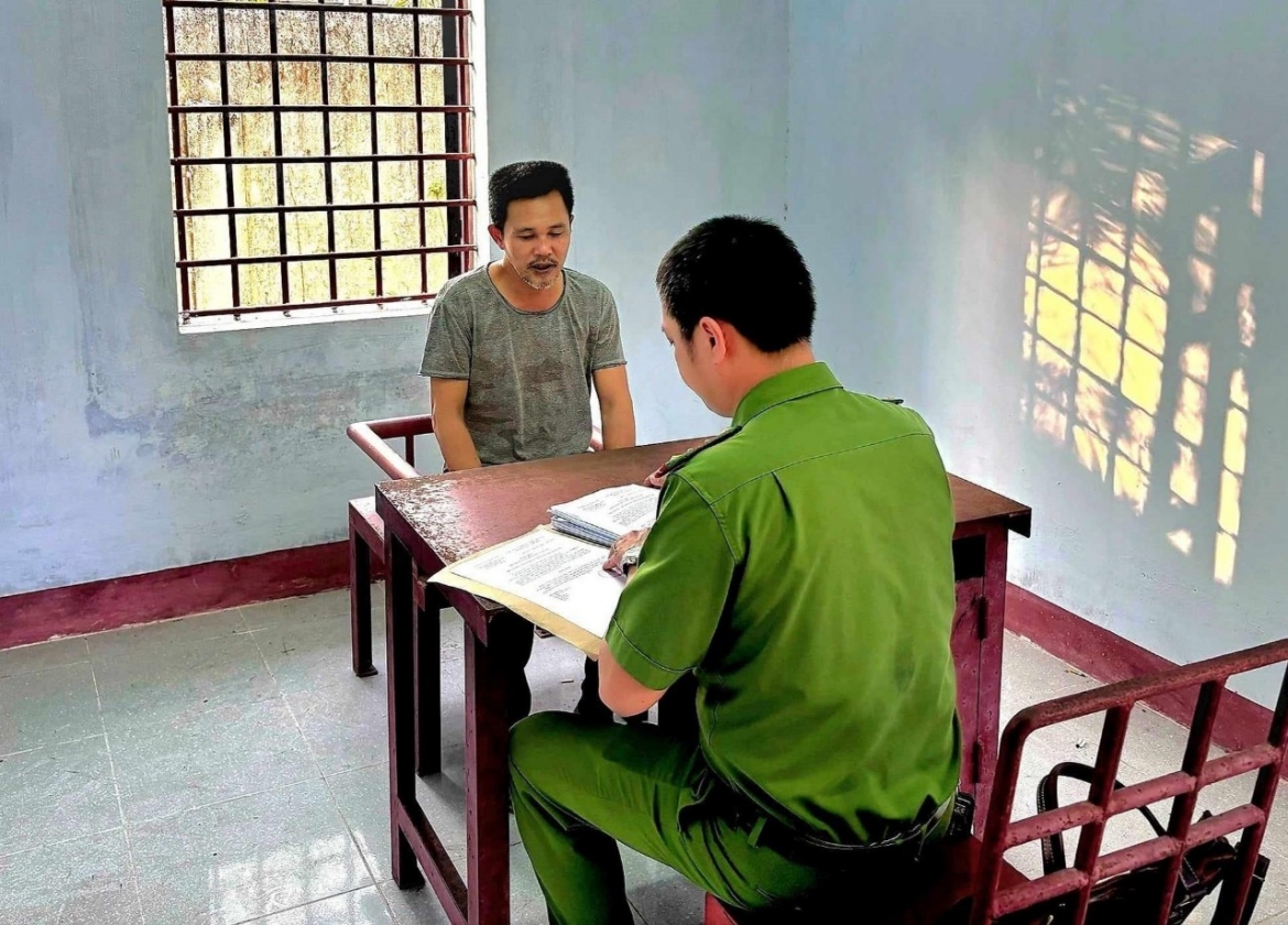 Bị can Trần Văn Tuân tại Cơ quan Cảnh sát Điều tra
