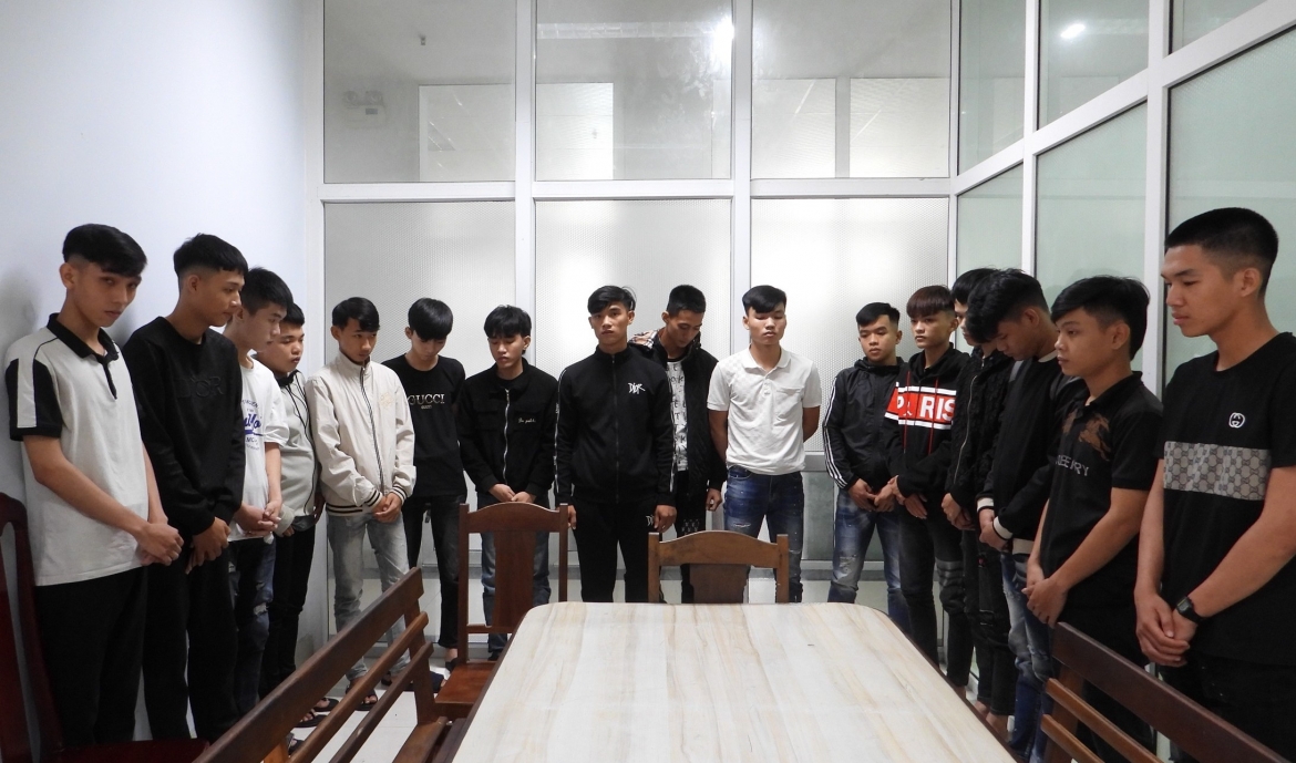 Các đối tượng bị khởi tố, bắt tạm giam về các hành vi “giết người”, “gây rối trật tự công cộng”.