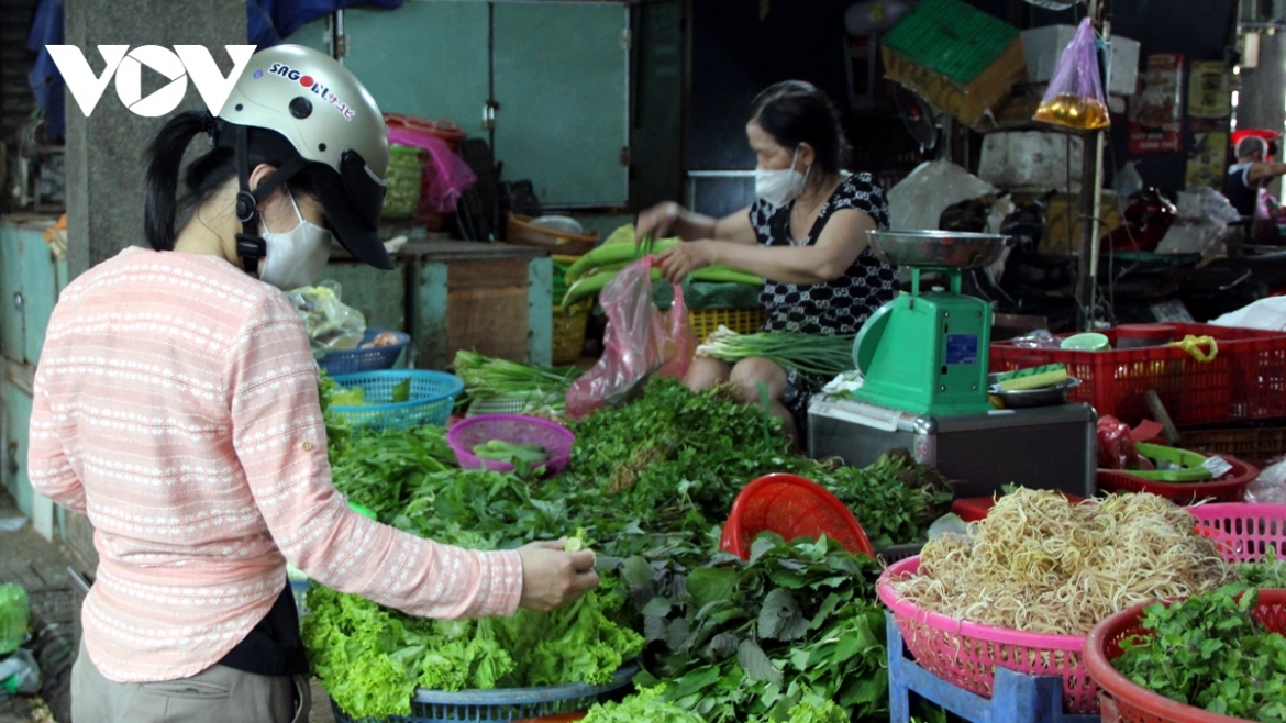 Giám sát chặt chẽ biến động giá cả hàng hóa (Ảnh minh họa)