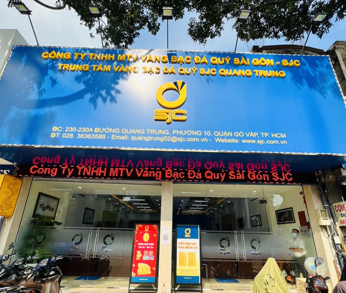 Đối tượng thanh tra bao gồm 4 "ông lớn" trong ngành vàng, gồm: Công ty TNHH MTV Vàng bạc đá quý Sài Gòn (SJC), Công ty CP Tập đoàn Vàng bạc đá quý DOJI, Công ty CP Vàng bạc đá quý Phú Nhuận (PNJ), Công ty TNHH Bảo Tín Minh Châu (BTMC); và 2 ngân hàng là Ngân hàng TMCP Tiên Phong (TPBank) và Ngân hàng TMCP Xuất nhập khẩu Việt Nam (Eximbank).