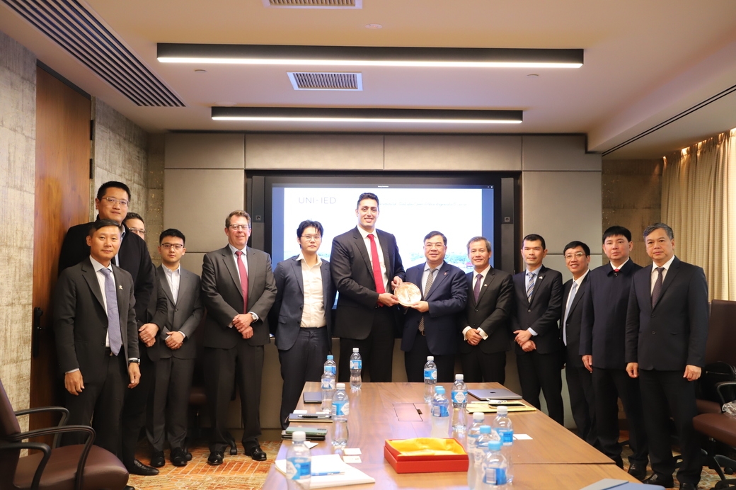 Ông Phạm Gia Túc và đoàn đại biểu tỉnh Nam Định làm việc với quỹ đầu tư Unified Capital Partners và mạng lưới các Quỹ đầu tư tài chính và đại diện một số tập đoàn đầu tư của Australia.