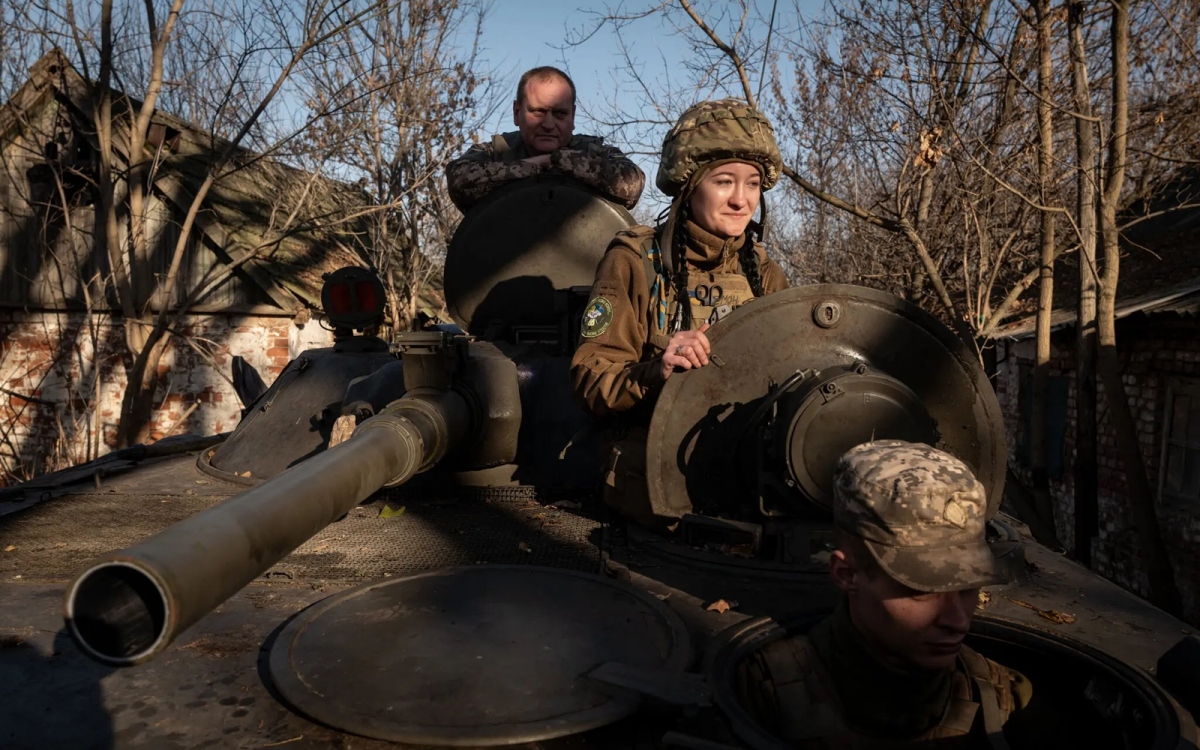 Demon, 24 tuổi, chỉ huy thuộc Lữ đoàn xe tăng số 1 của Ukraine, gần Avdiivka ở tỉnh Donetsk.