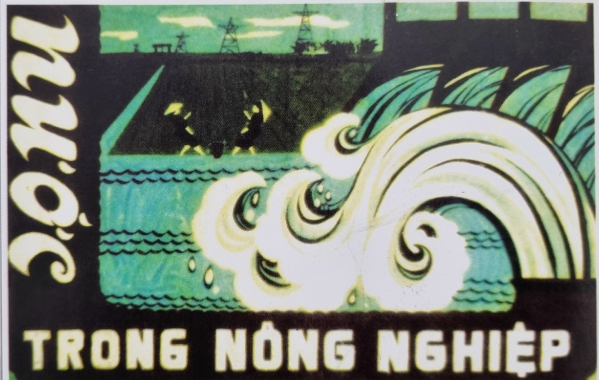 Tác phẩm tranh cổ động đề tài môi trường của hoạ sĩ được trưng bày tại Bảo tàng ở Vương Quốc Anh