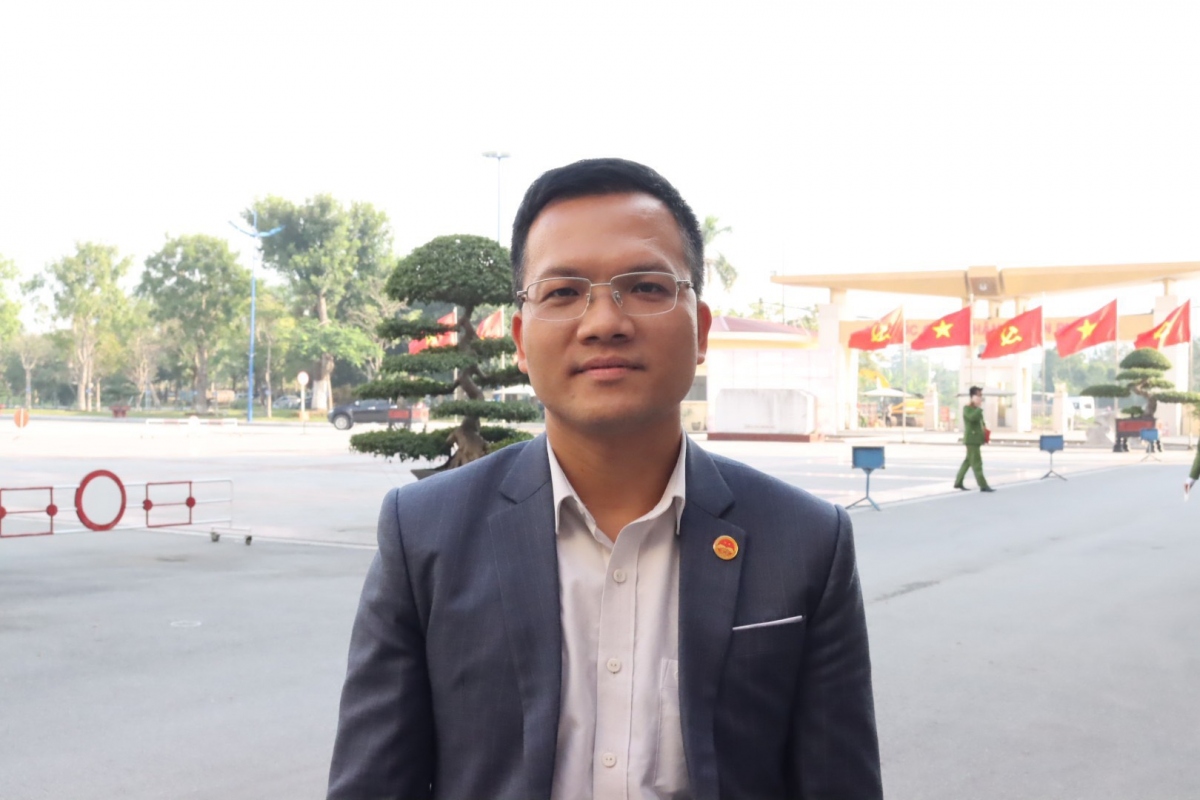 Tiến sĩ Lê Trung Kiên, Viện Hồ Chí Minh và các lãnh tụ của Đảng (Học viện Chính trị Quốc gia Hồ Chí Minh)