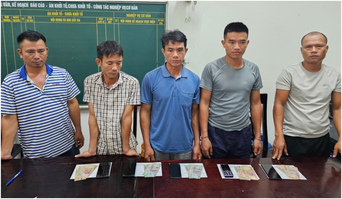5 đối tượng tại cơ quan Công an.