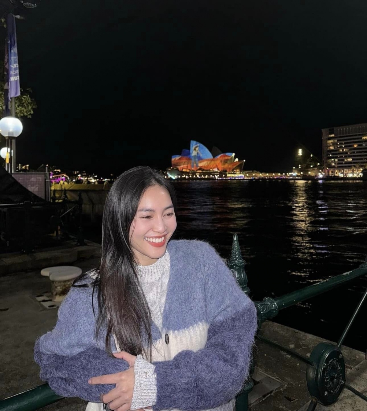 Đầu năm 2024, Ninh Dương Lan Ngọc bất ngờ thông báo sẽ tạm rời showbiz sang Australia du học. Cô tự nhận bản thân chưa có sự bứt phá trong 13 năm theo đuổi sự nghiệp diễn xuất.