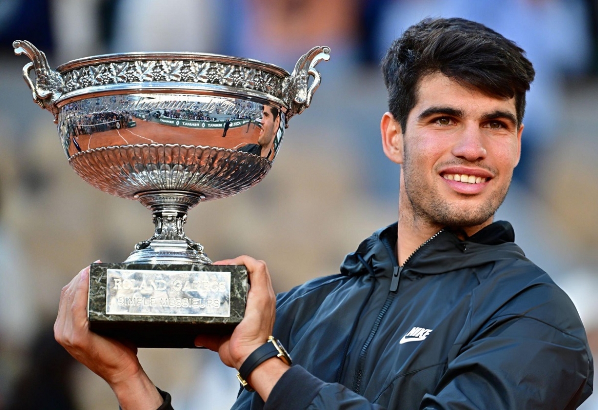 Alcaraz vô địch đơn nam Roland Garros 2024. (Ảnh: Getty). 