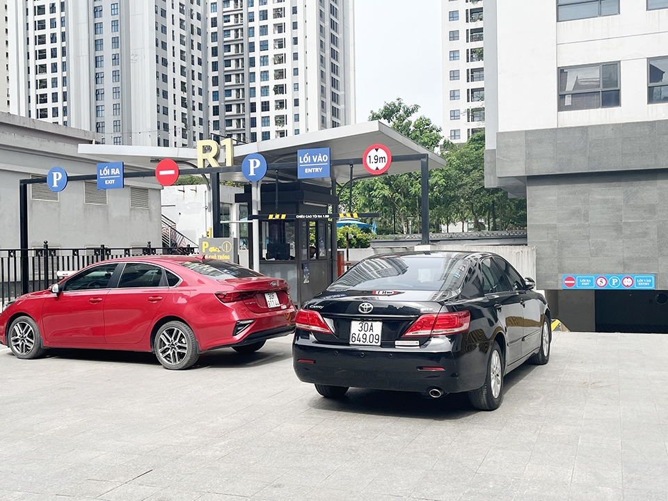 Diện tích hầm xe ô tô tại Goldmark City thuộc quyền sở hữu của chủ đầu tư