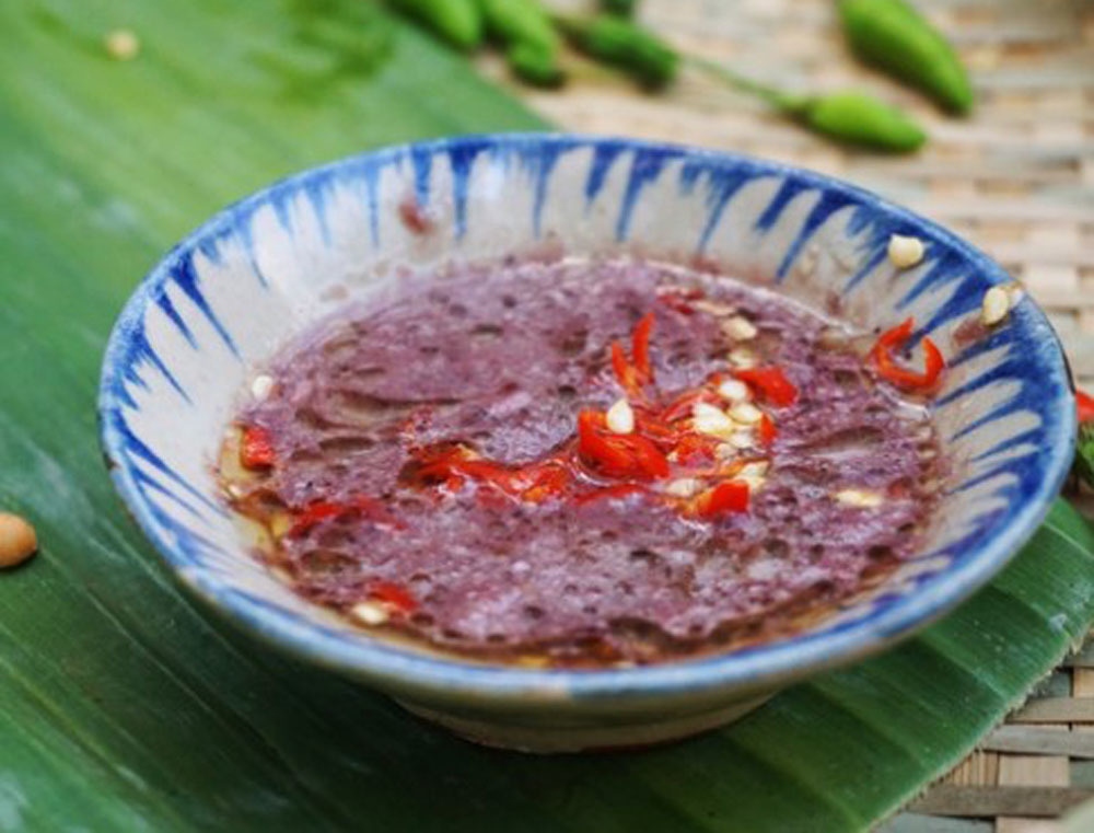 Bạn có biết cách pha mắm tôm sủi bọt chuẩn vị?