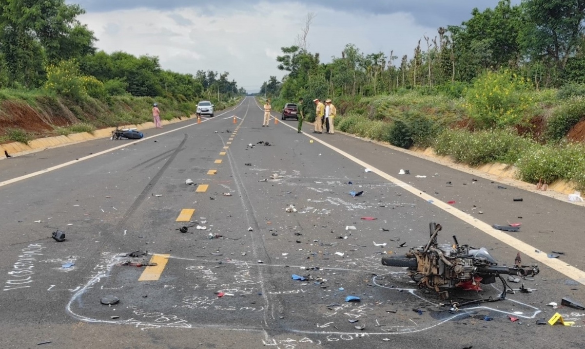 Hiện trường nơi xảy ra tai nạn khiến hai đối tượng tham gia đua xe tử vong