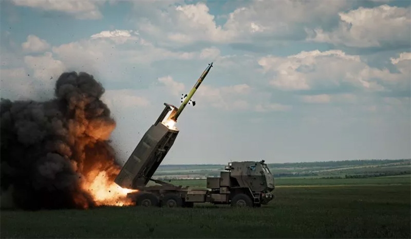 Nếu không có thông tin tình báo của Mỹ, Ukraine không thể sử dụng HIMARS tấn công mục tiêu ở khoảng cách trên 70 km​. Ảnh: Getty