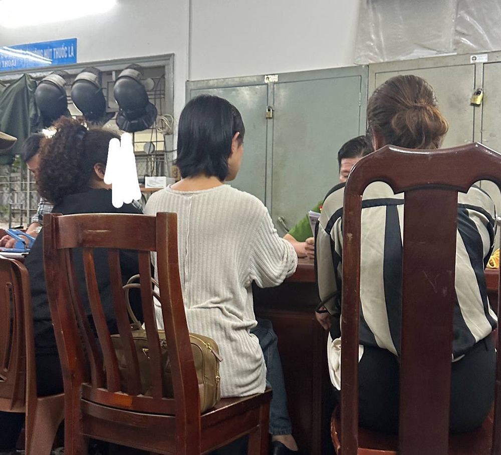 Người mẫu Châu Bùi và những người liên quan làm việc tại cơ quan công an. Ảnh: Fb nhân vật