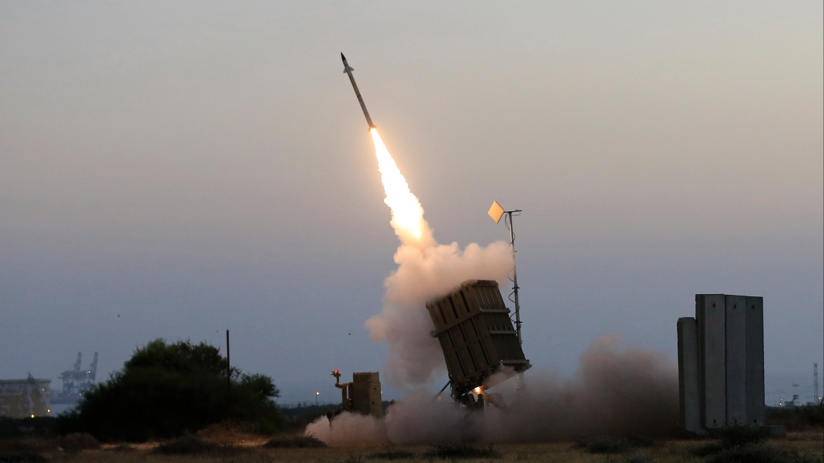 Mỹ gánh phần lớn lá chắn tên lửa bảo vệ Israel trước Iran. Ảnh hệ thống Vòm sắt của Israel: ITV