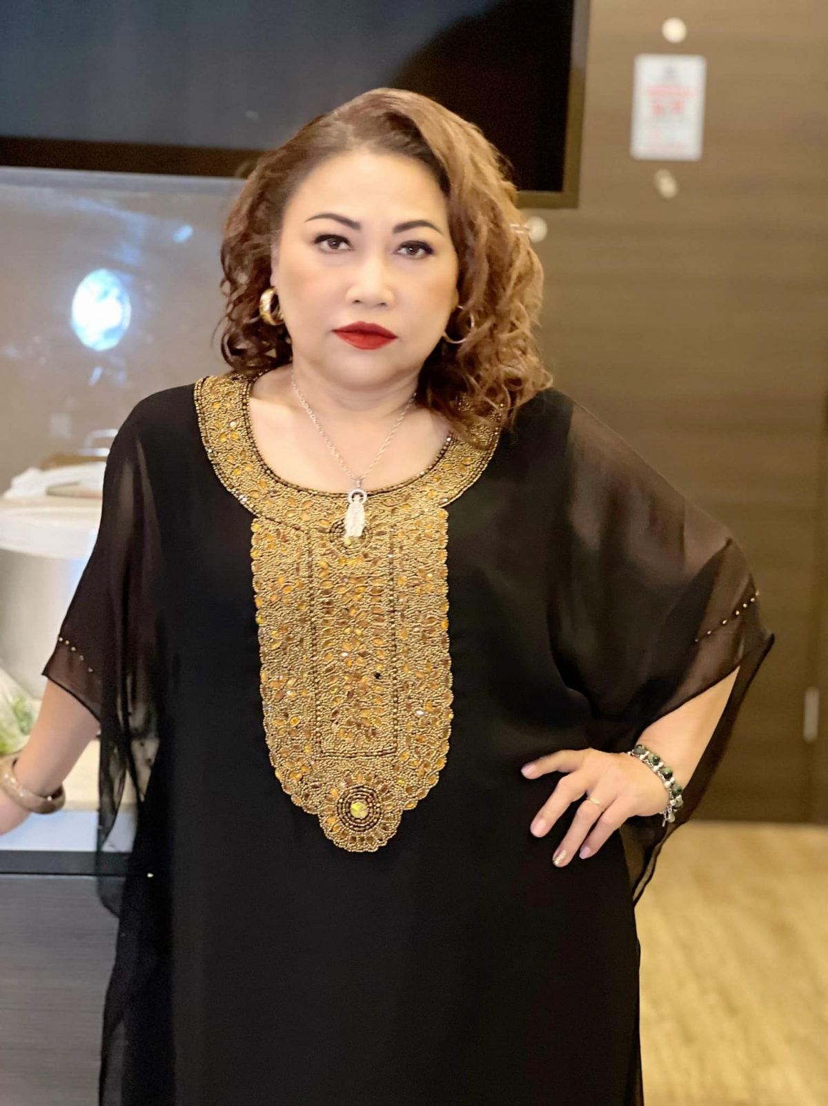Chia sẻ về cuộc sống hiện tại ca sĩ Siu Black nói: "Cuộc sống của tôi vẫn vậy, không thay đổi quá nhiều. Chương trình nào mời thì tôi tham gia, không có nhiều sự lựa chọn như trước đây. Nhưng tôi thường hát phục vụ ở nhà thờ nhiều. Cuộc sống của tôi như vậy thôi, nếu diễn chương trình tốt thì người ta khen thưởng, động viên; nếu diễn chương trình bình thường thì người ta bắt tay cảm ơn… thế nào thì tôi vẫn vui.