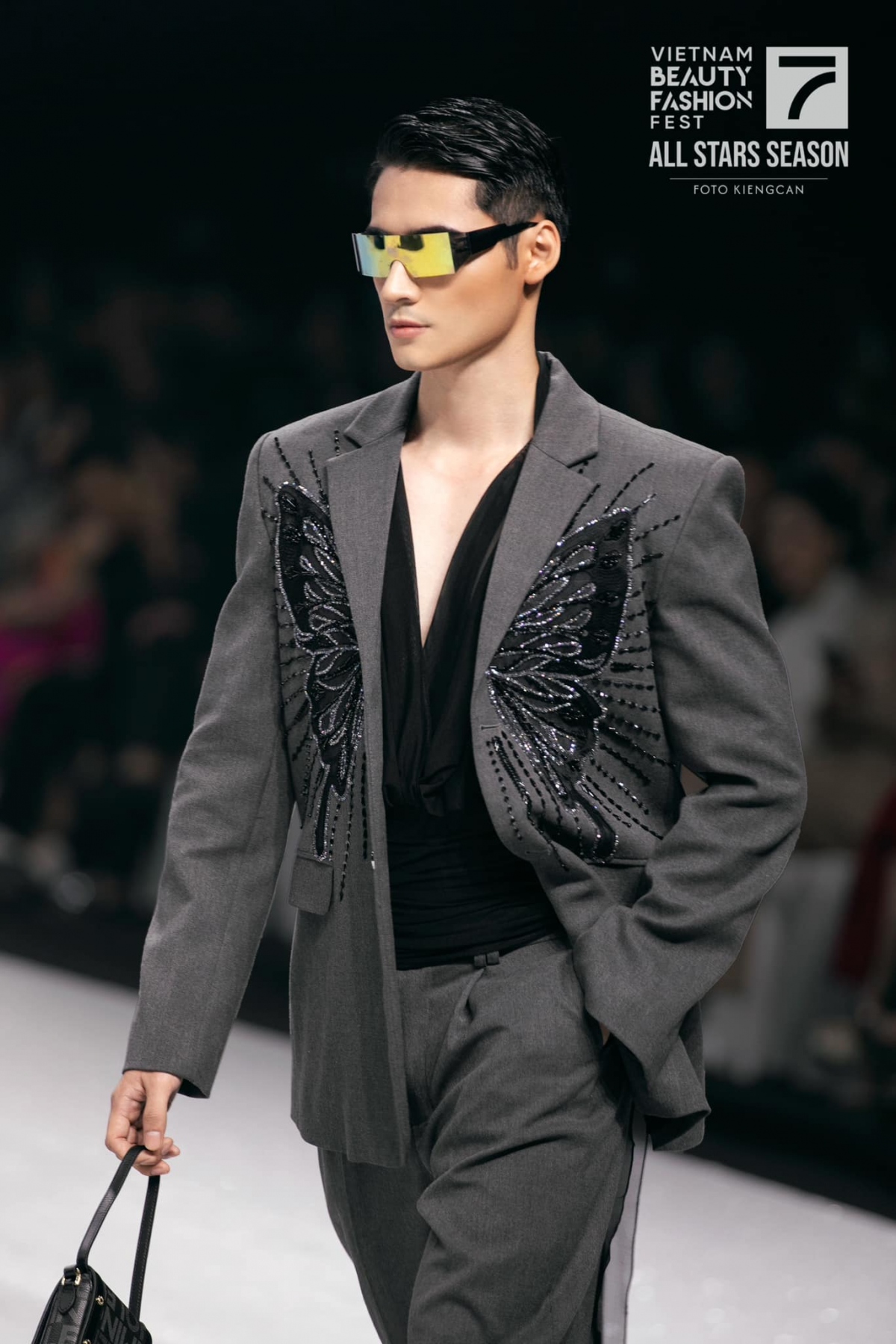 Anh đạt nhiều thành tích ấn tượng trong cuộc thi Mr World Vietnam 2024 như hạng 2 phần thi Head to head challenge, top 5 Nam vương Thời trang và top 5 Nam vương Tài năng. Tuấn Ngọc là một trong những thí sinh có đông đảo người hâm mộ nhất cuộc thi. Chính điều này đã giúp anh thêm tự tin, có phần thể hiện tốt và giành ngôi vị cao nhất. 