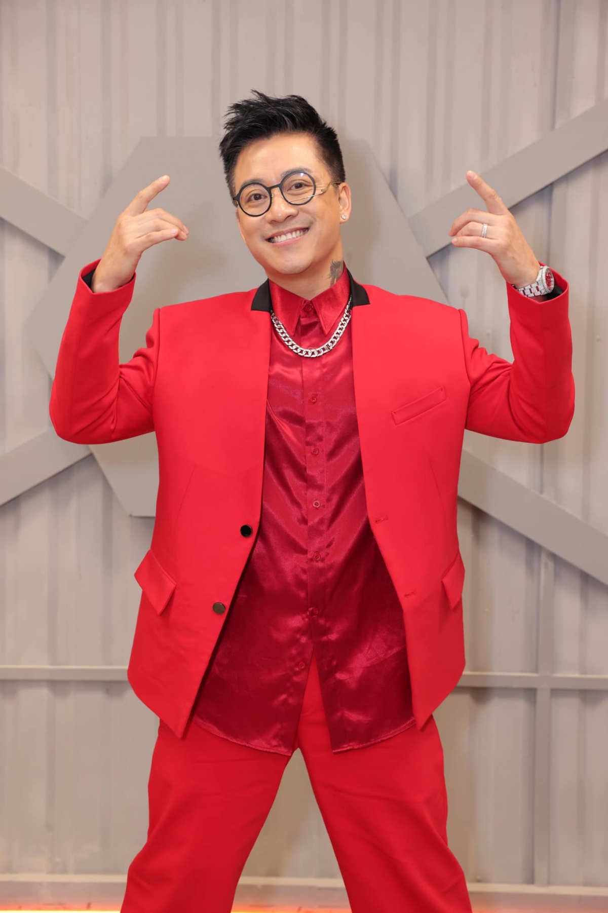 Tuấn Hưng tham gia Anh trai vượt ngàn chông gai để truyền lửa cho thế hệ sau