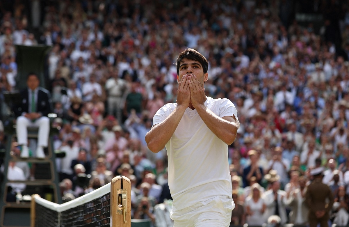 Thắng thuyết phục Djokovic, Alcaraz bảo vệ thành công chức vô địch đơn nam Wimbledon. (Ảnh: Reuters). 