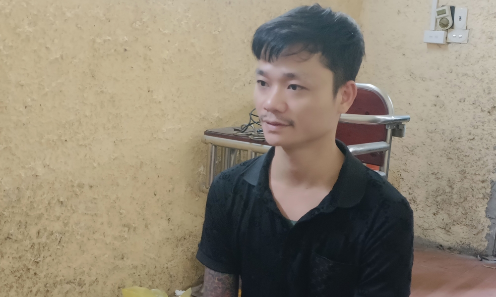 Nguyễn Ngọc Linh tại cơ quan công an.