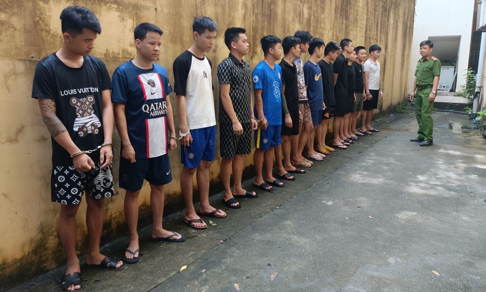 Các đối tượng tại cơ quan công an