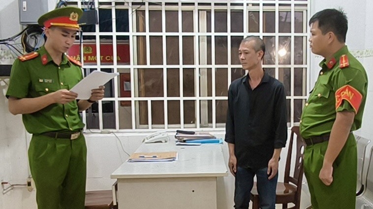 Khởi tố vụ án hình sự, khởi tố bị can đối với Nguyễn Tiến Lực về hành vi Chiếm giữ trái phép tài sản (ảnh: Mạnh Khá)