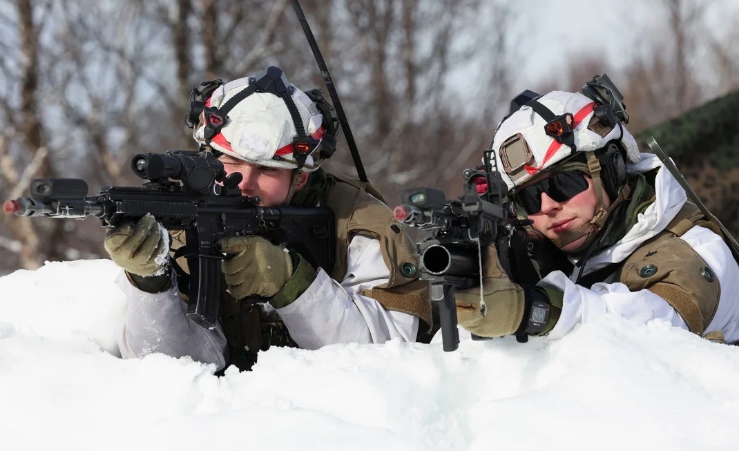 Lính Na Uy (thuộc NATO) tập trận. Ảnh: Reuters.