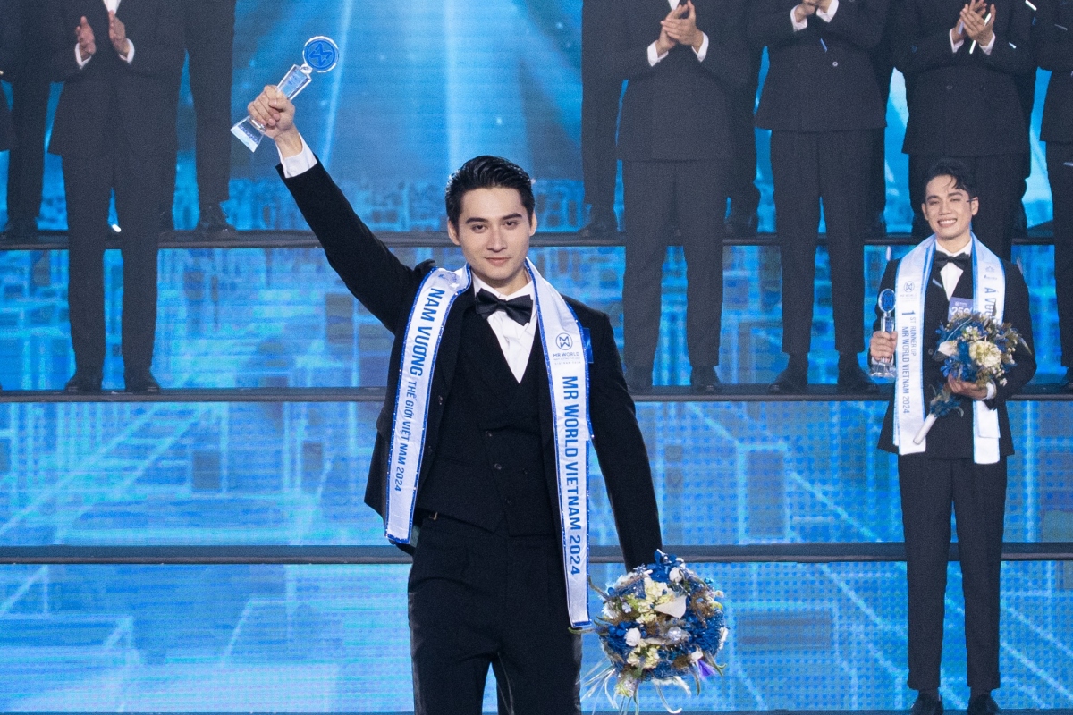Phạm Tuấn Ngọc đăng quang Mr World Vietnam 2024