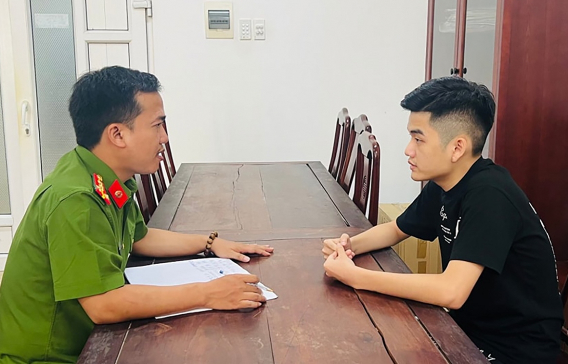 Phòng Cảnh sát hình sự, Công an tỉnh Thừa Thiên Huế bắt giữ nhóm đối tượng sử dụng mạng viễn thông thực hiện hành vi chiếm đoạt tài sản.