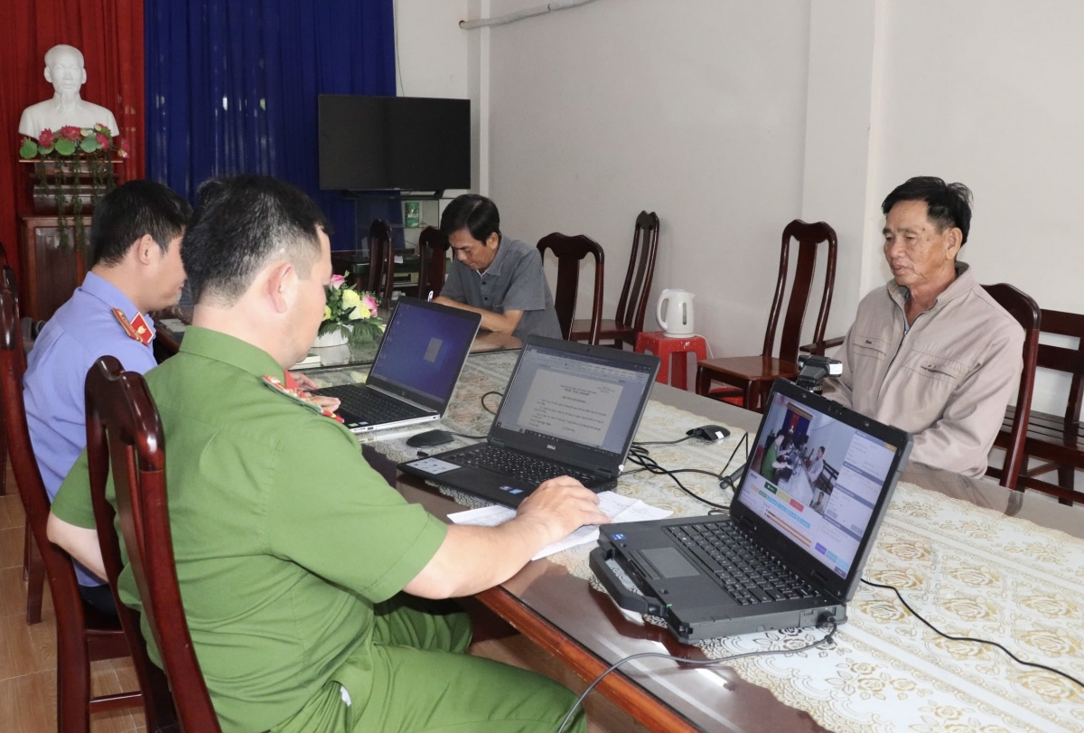 Đối tượng Huỳnh Văn Lệ tại cơ quan Công an