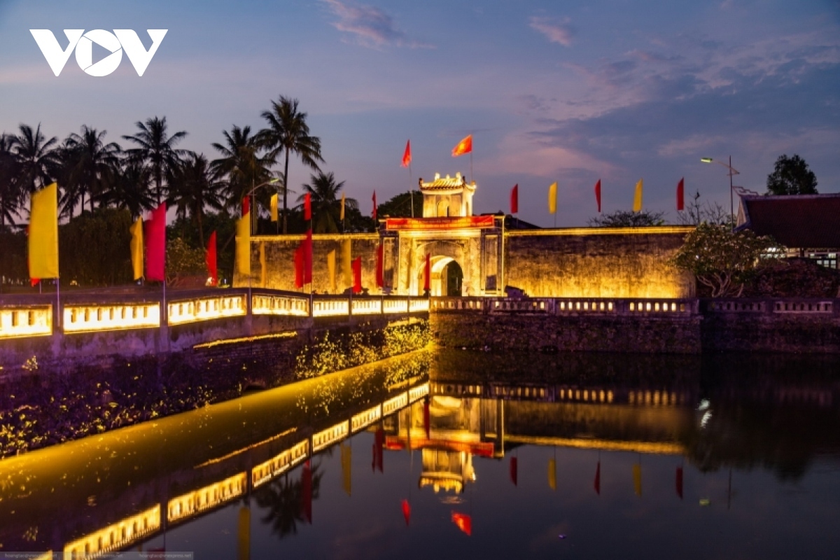 Thành cổ Quảng Trị về đêm