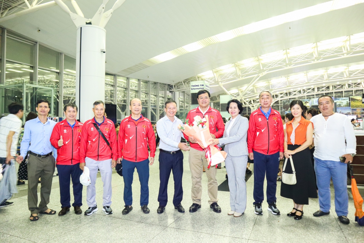 Tối 23/7, Đoàn Thể thao Việt Nam lên đường sang Pháp để tranh tài ở Olympic Paris 2024.