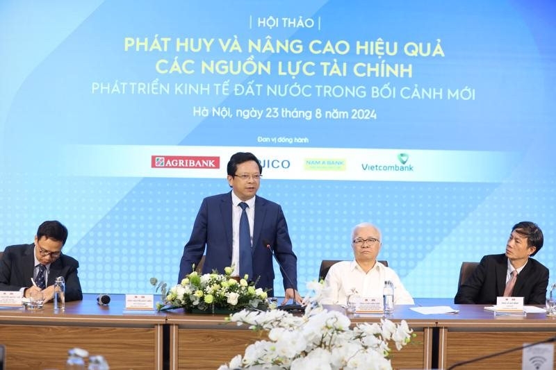 Hội thảo “Phát huy và nâng cao hiệu quả các nguồn lực tài chính phát triển kinh tế đất nước trong bối cảnh mới”. Ảnh: Việt Dũng/VnEconomy