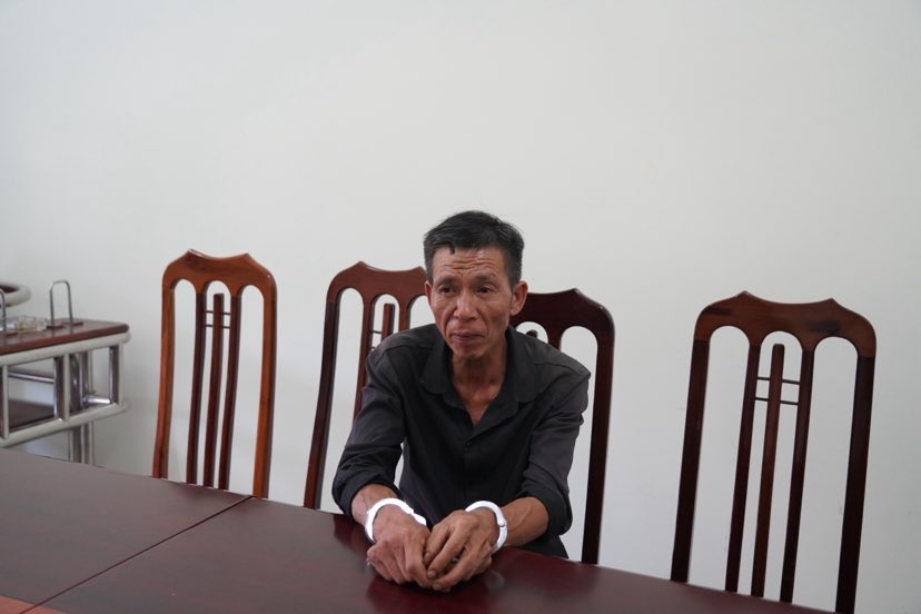 Đối tượng Bàn Văn Thú