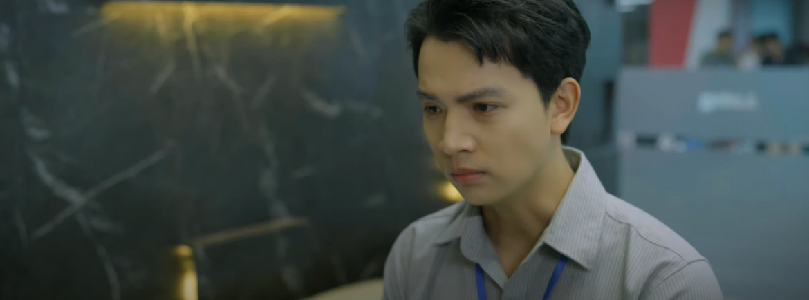Dũng bị đuổi việc