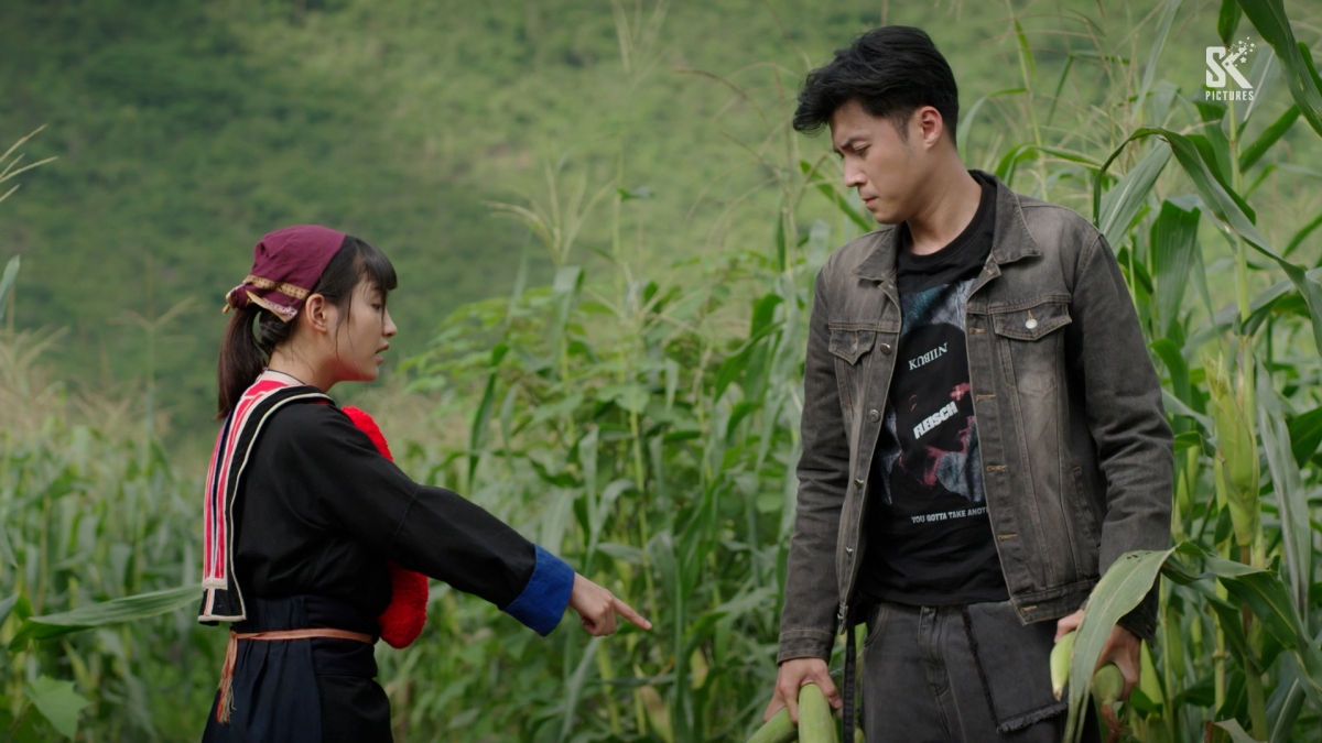 Trong tập 13, Thái xuất hiện là một chàng trai mê phượt và có cuộc gặp gỡ lần đầu không mấy thiện cảm với Pu. Anh bị Pu bắt gặp khi đang bẻ trộm ngô. Sau đó, Pu yêu cầu Thái trả tiền ngô và ngồi sau xe máy của chàng trai.