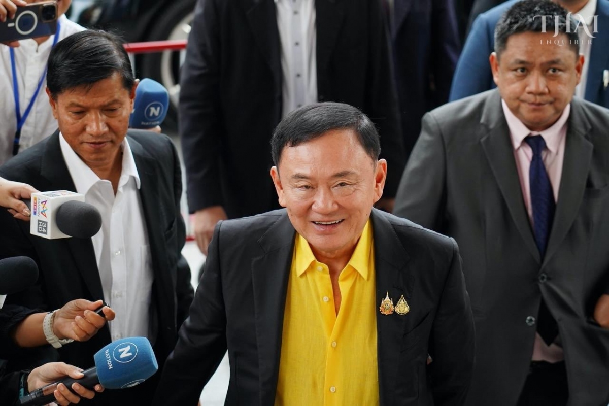 Cựu Thủ tướng Thái Lan Thaksin Shinawatra trình diện tại Tòa án Hình sự. Nguồn: Thaienquirer