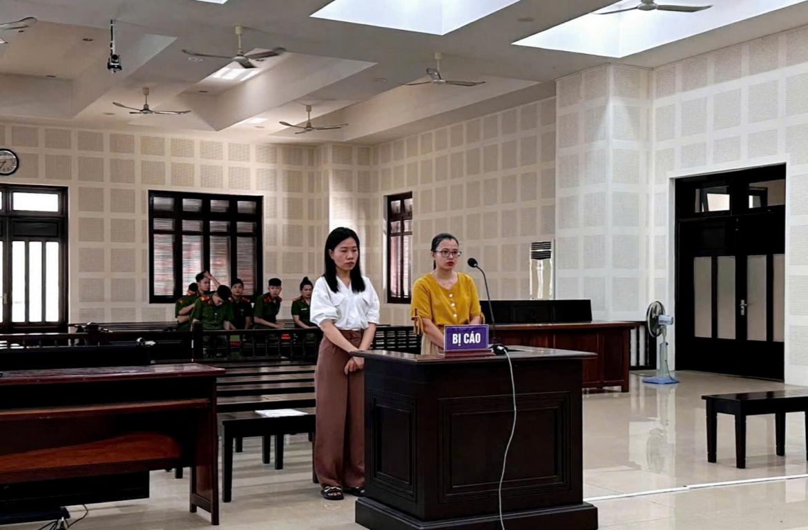 Hai bị cáo tại Tòa