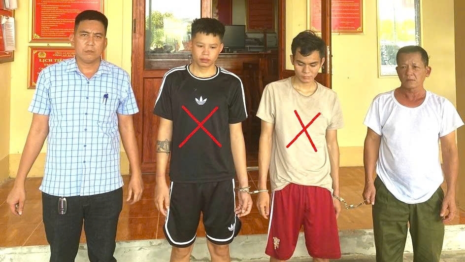 2 đối tượng Sầm Văn Sỉu và Vi Văn Trung bị bắt giữ