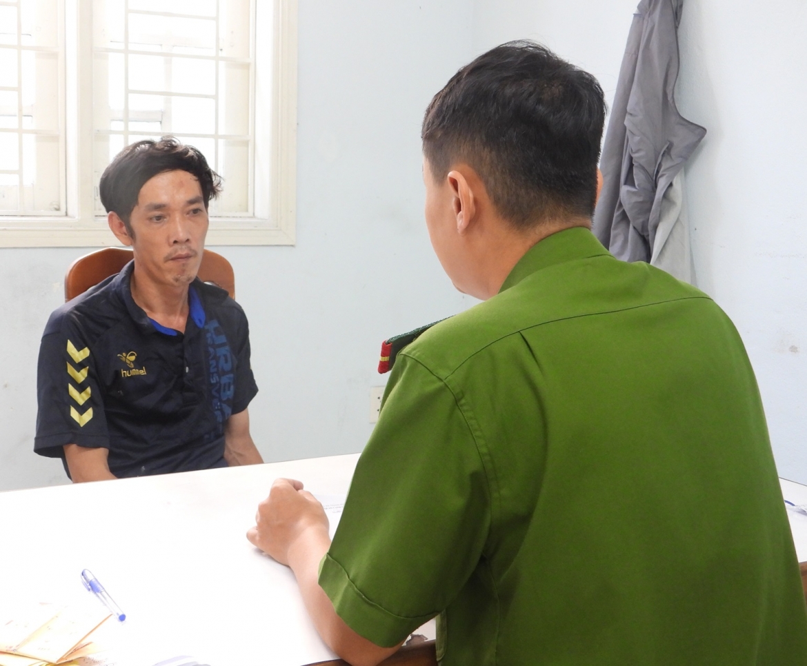 Cơ quan Công an lấy lời khai của Phan Văn Thương
