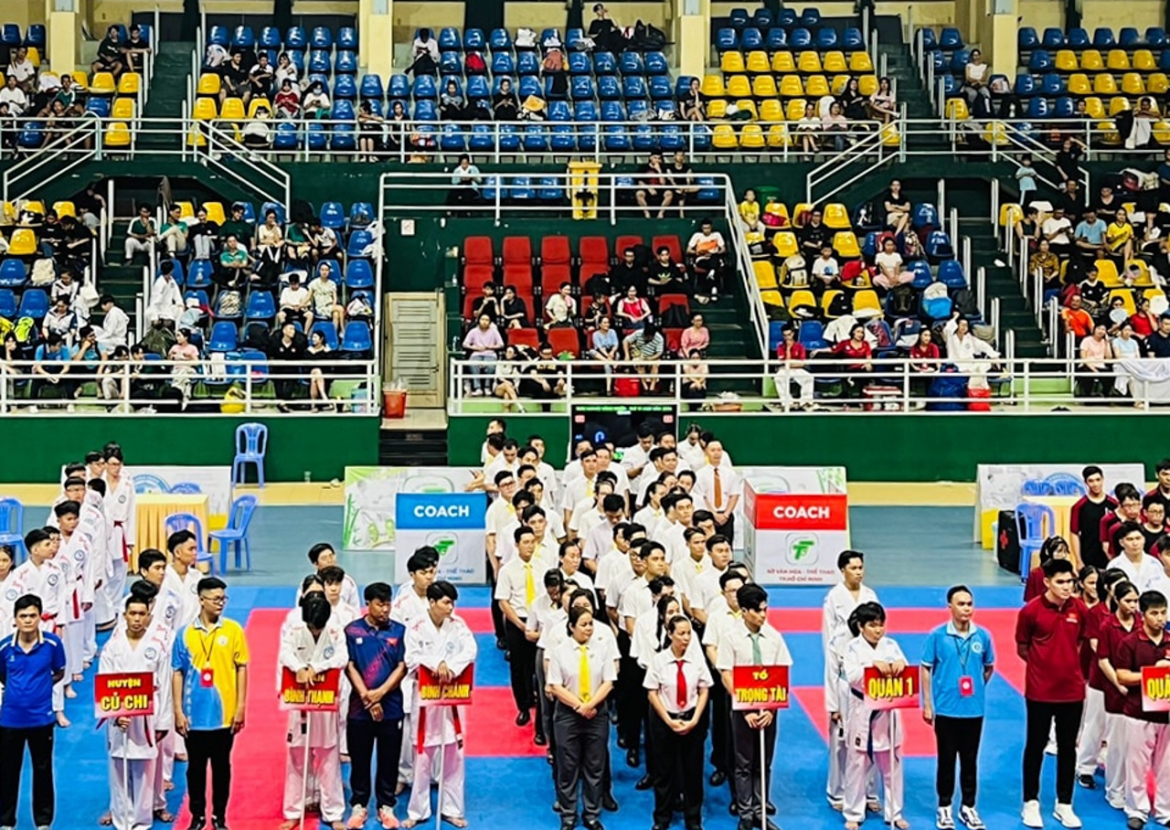 HLV bị tố dàn xếp huy chương tại giải karate năng khiếu trẻ thành phố năm 2024 (Ảnh: Liên đoàn karate TP Hồ Chí Minh)