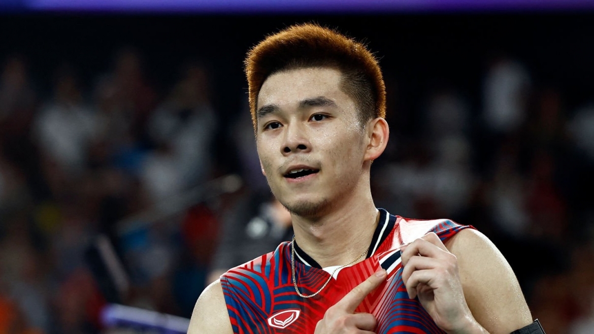 Kunlavut Vitidsarn vào chung kết Olympic 2024 (Ảnh: Getty).