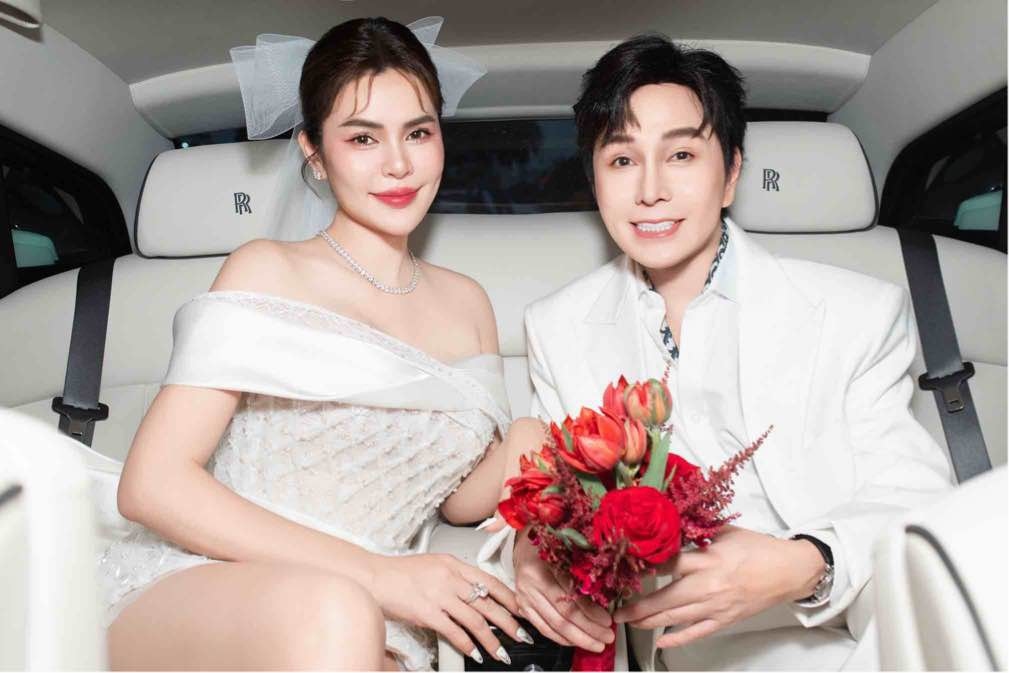 Trong livestream mới đây, Hoa hậu Phương Lê đã trả lời câu hỏi của khán giả về nghi vấn cô làm thụ tinh ống nghiệm để sinh con cho Vũ Luân. Phương Lê phủ nhận và nói rằng, hiện tại cô đang rất bận, chưa có kế hoạch mang thai. Trong trường hợp muốn có con, cô sẽ thuận theo tự nhiên chứ không làm thụ tinh ống nghiệm.