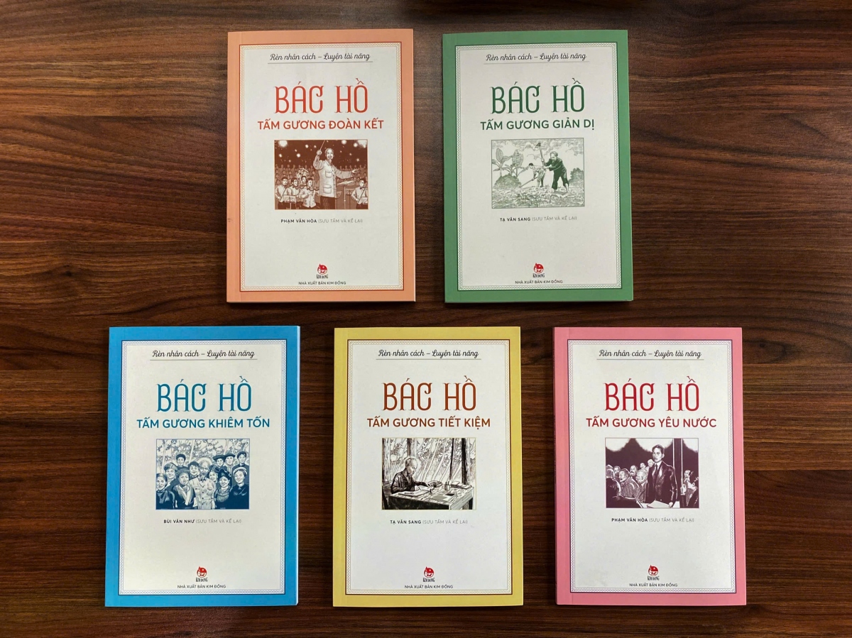 Bộ sách mới về Bác Hồ: "Rèn nhân cách – Luyện tài năng" gồm 5 cuốn với 5 chủ điểm: Yêu nước, Đoàn kết, Khiêm tốn, Giản dị, Tiết kiệm