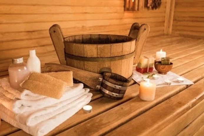 Việc xông hơi sau khi nhậu đúng là giúp tăng bài tiết cồn thông qua tuyến mồ hôi nhưng hiệu quả rất ít. (Ảnh minh hoạ)