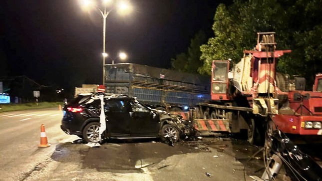 Hiện trường vụ tai nạn làm 1 người chết, nhiều người bị thương. Ảnh: CTV